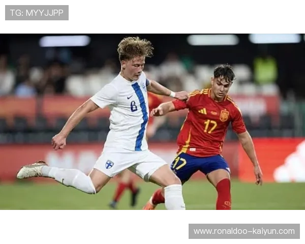 欧洲足坛转会风云再起 多家豪门争抢顶级球员引发热议